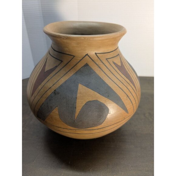 Vtg. Mata Ortiz Round Bottom Hand-Paint Pottery Vase Arminda Silveira Signed 8" - Picture 9 of 16